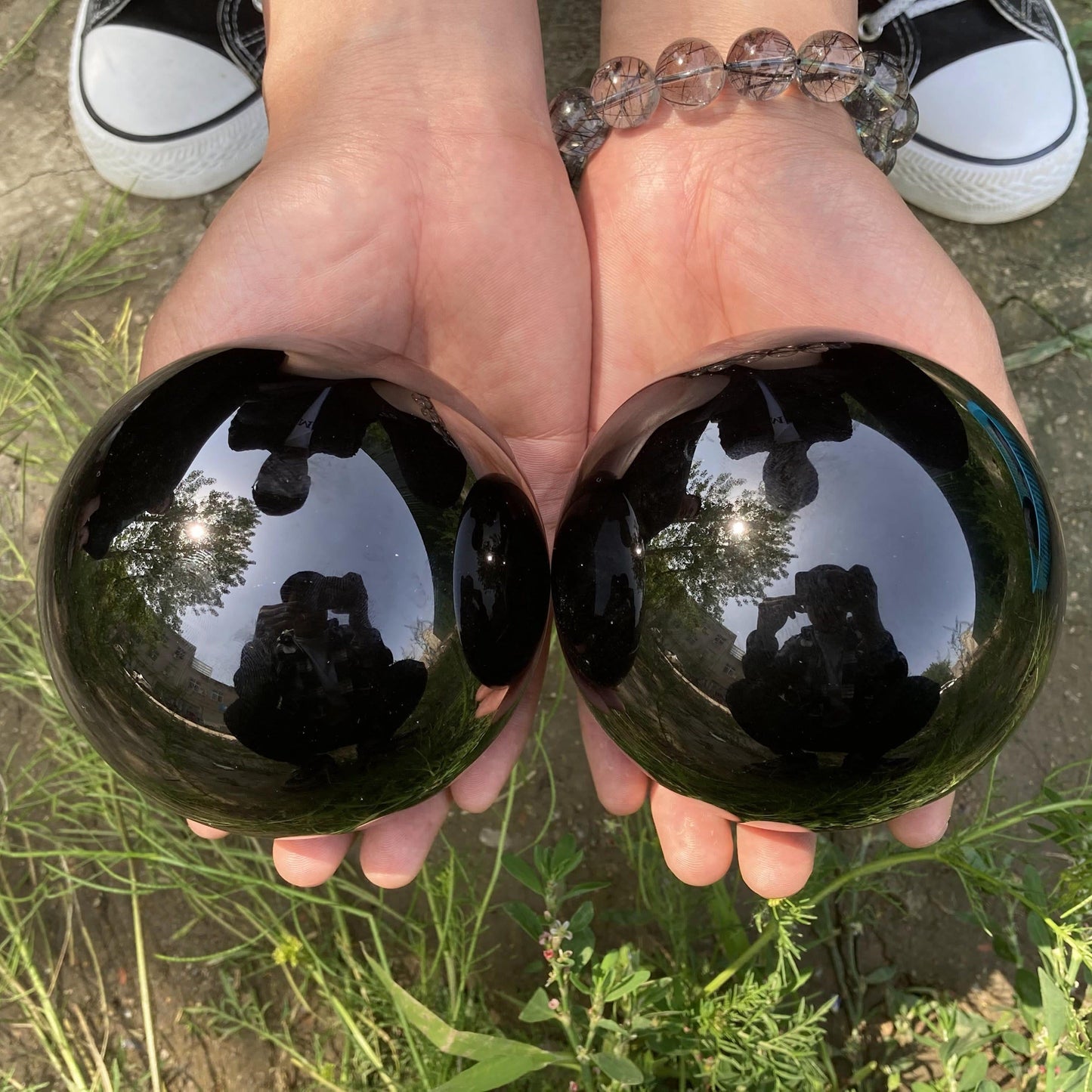 LZINA™ | Obsidian Crystal Ball Decoration