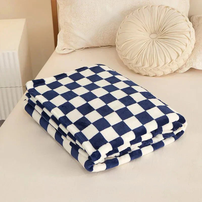 BowLift | Classic Checkered Pattern Sofa Blanket