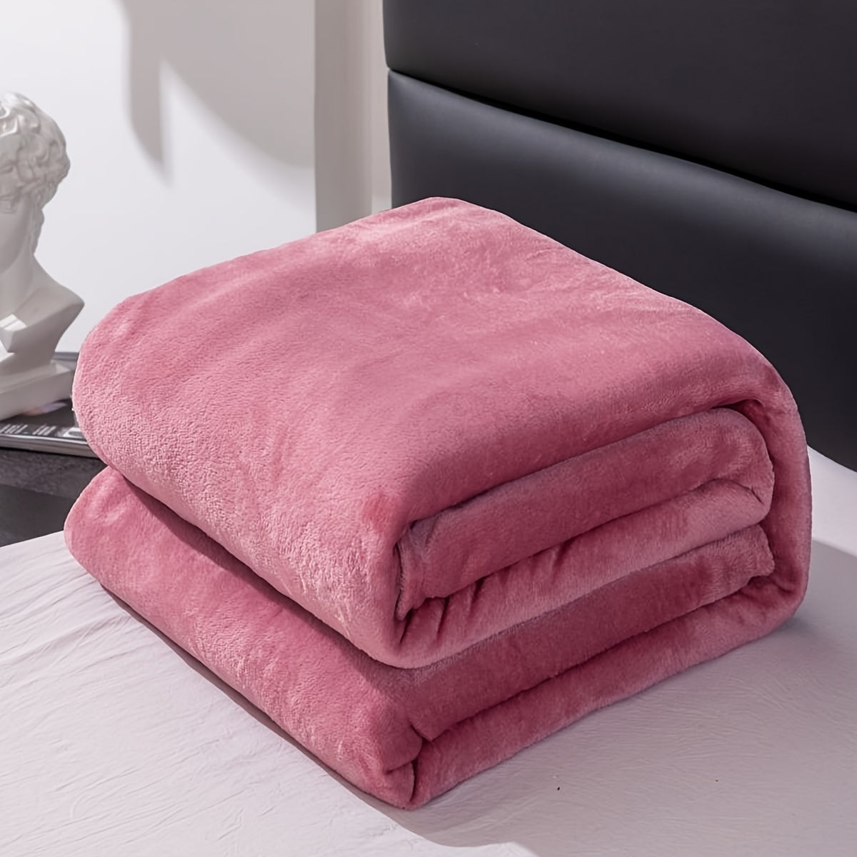 BowLift | Soft and warm gray flannel blanket for all seasons