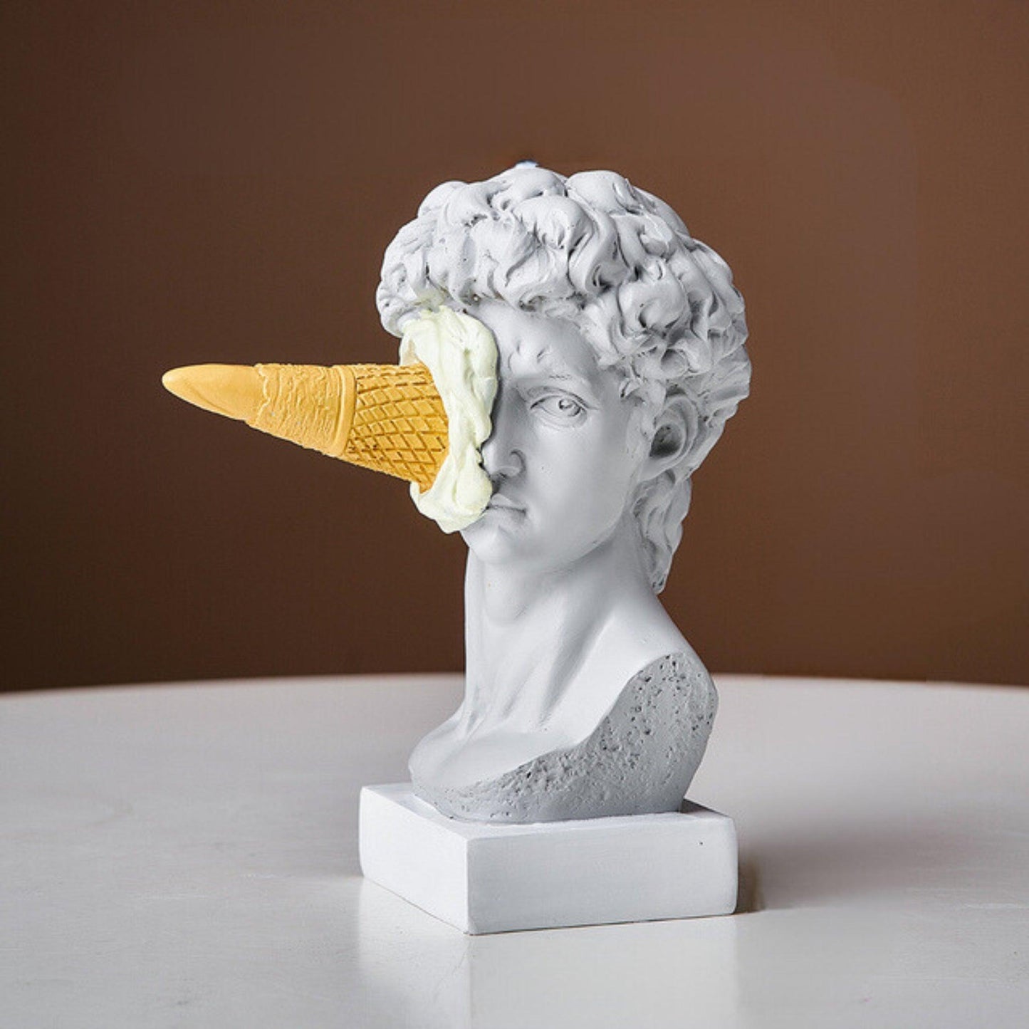 LZINA™ | Figure Face Ice Cream Art Sculpture