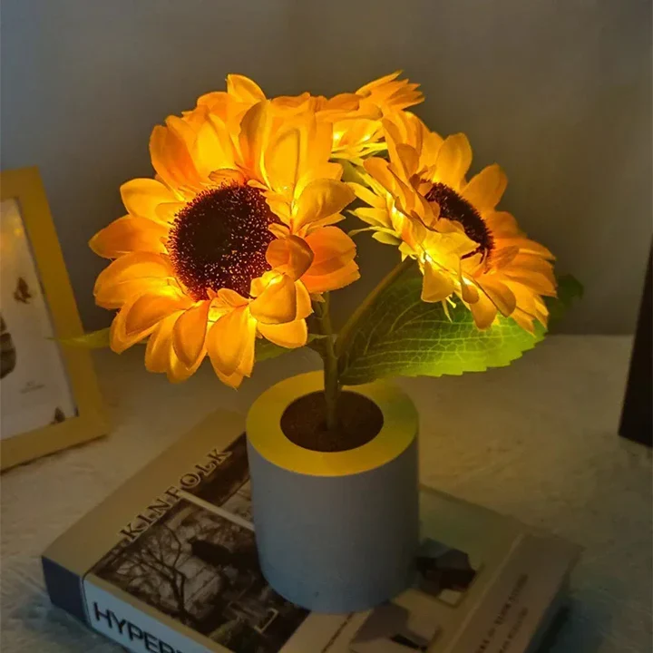 LZINA™ | Rechargeable Sunflower Night Light