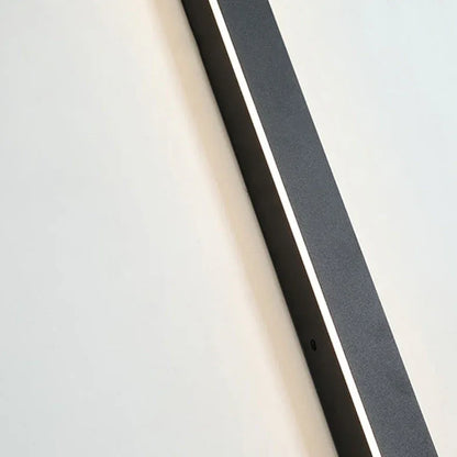 LZINA™ | Linear black minimalist LED outdoor wall light