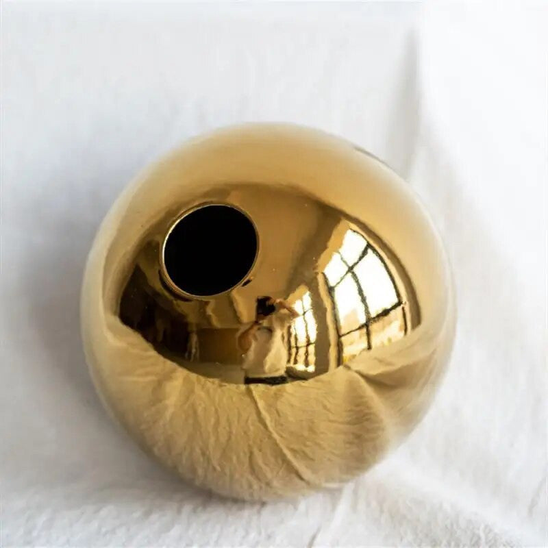 LZINA™ | Golden Ball Vase