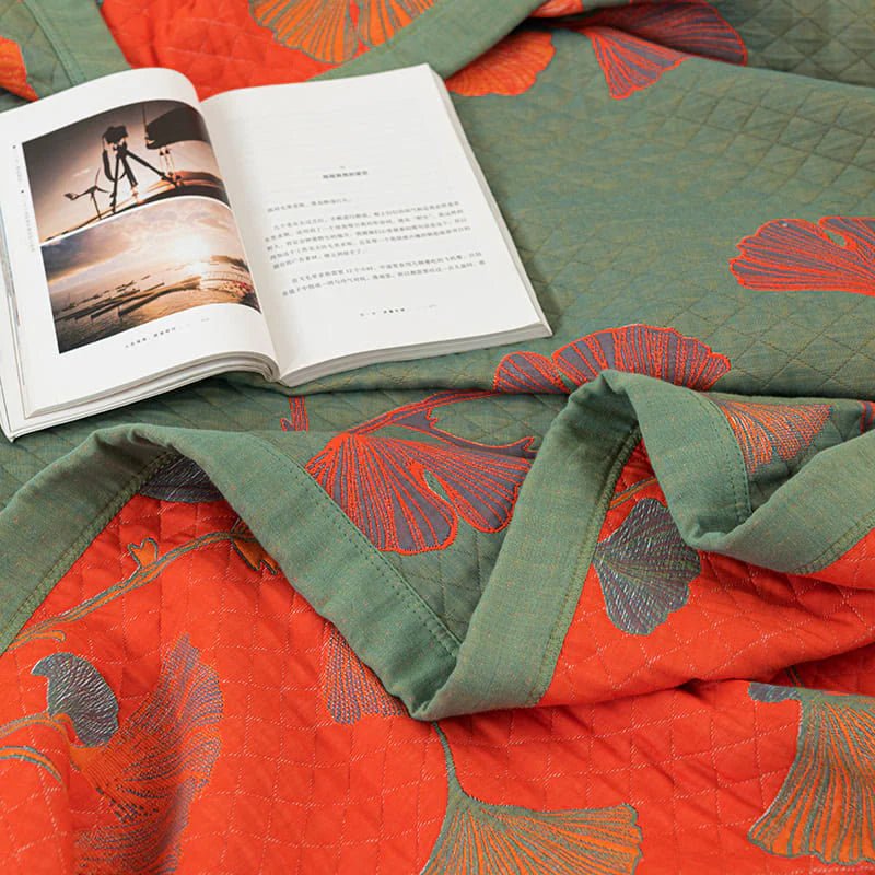 BowLift | GinkgoQuilt – Cotton Bedding Set with Botanical Reversible Design