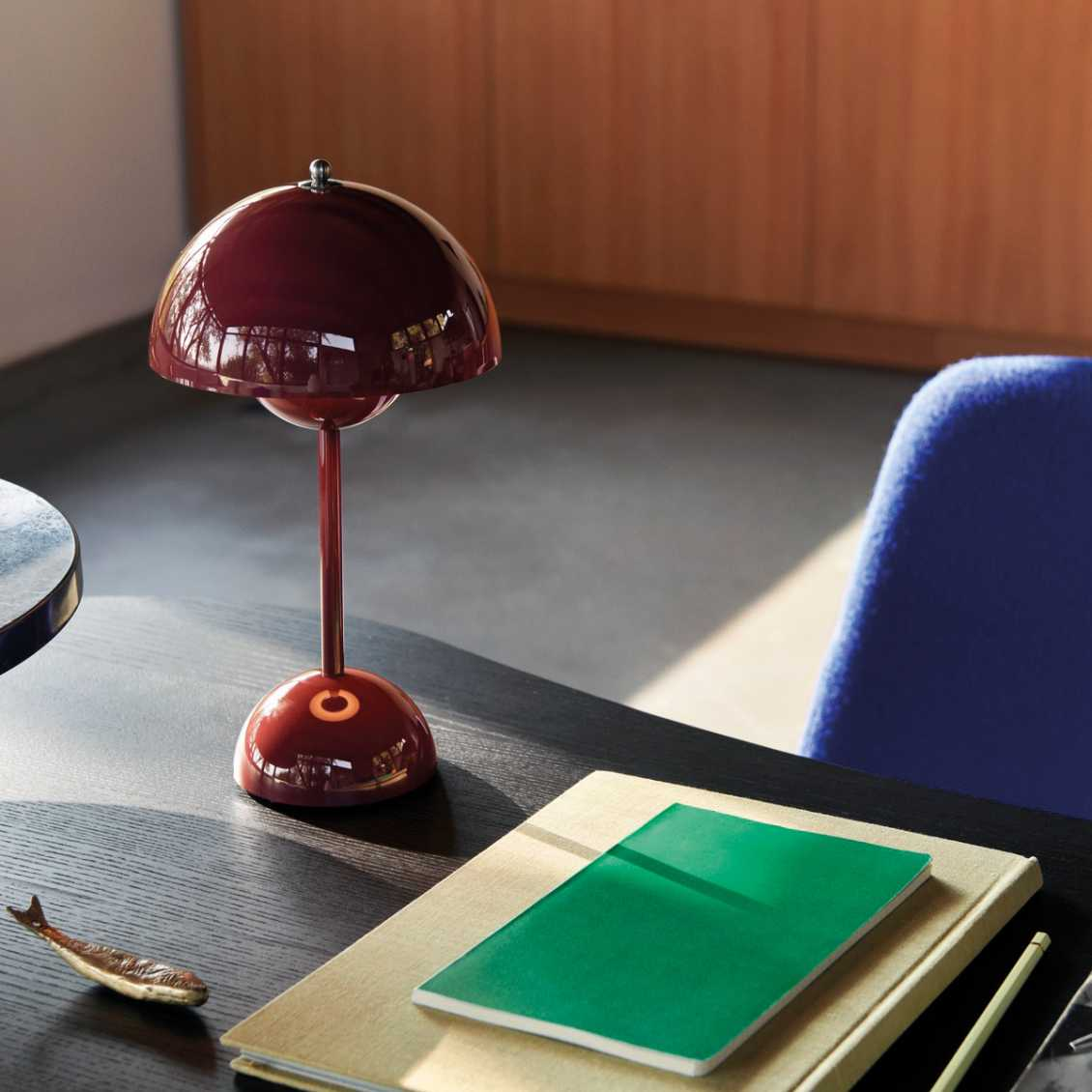 BowLift | SolarFlare LED Table Lamp – Dimmable Mood Lighting for Living Room & Bedroom | Modern, Energy-Efficient Design