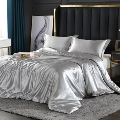 LZINA™ | Silk Satin 4-Piece Bedding Set with Duvet Cover