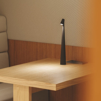 BowLift Sculpting Table Lamp — Precision Lighting for Artists