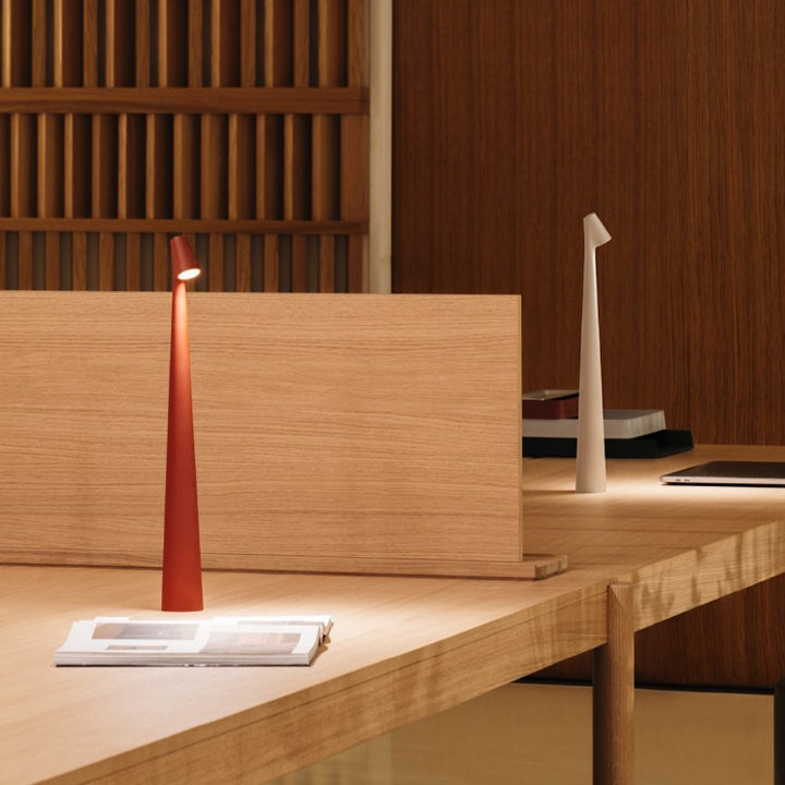 BowLift Sculpting Table Lamp — Precision Lighting for Artists
