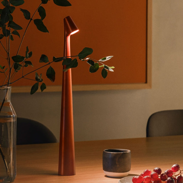 BowLift Sculpting Table Lamp — Precision Lighting for Artists