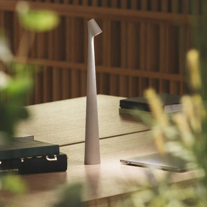 BowLift Sculpting Table Lamp — Precision Lighting for Artists