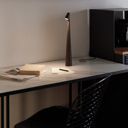 BowLift Sculpting Table Lamp — Precision Lighting for Artists