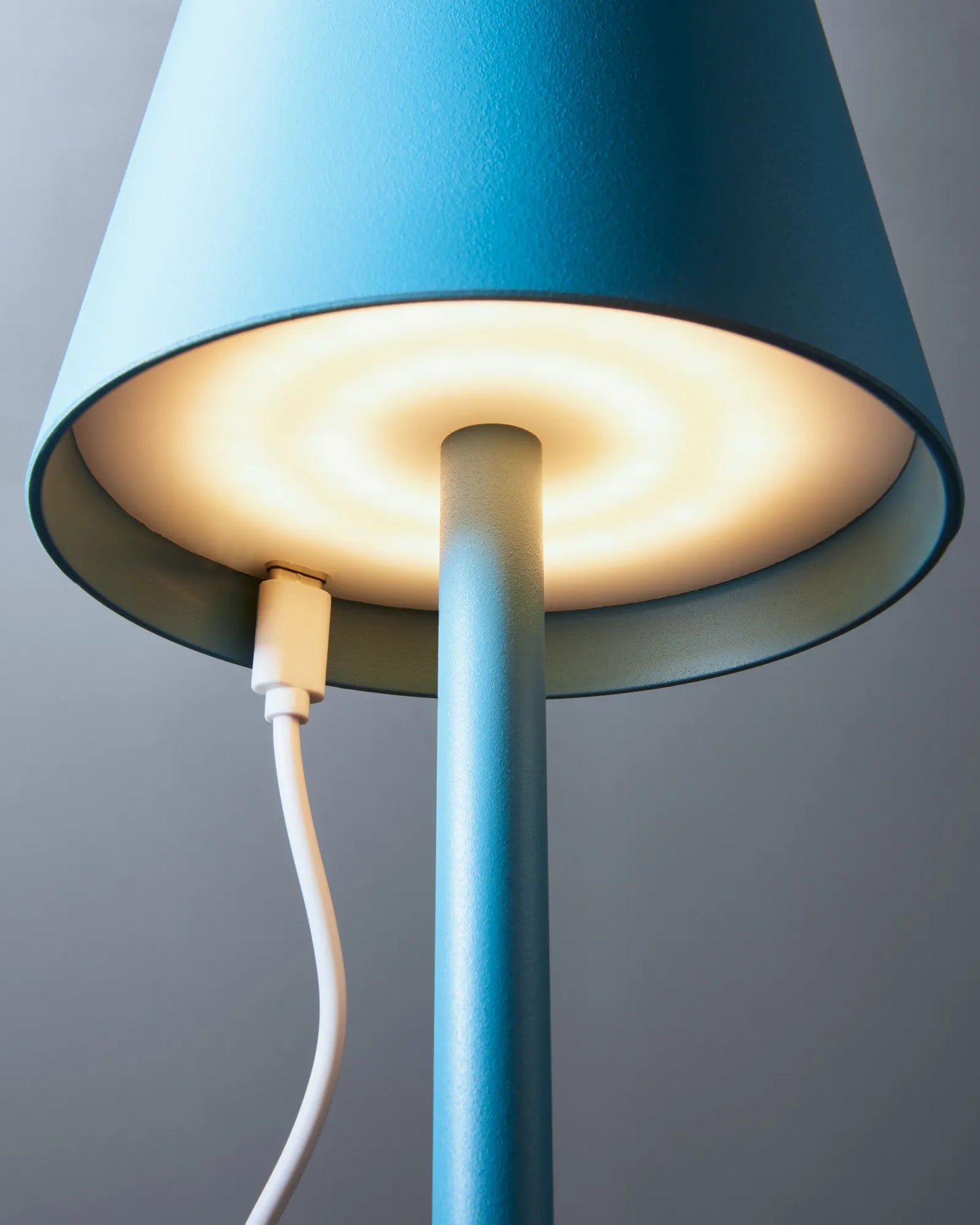 BowLift Wireless LED Table Lamp — Touch-Control, Dimmable Lighting