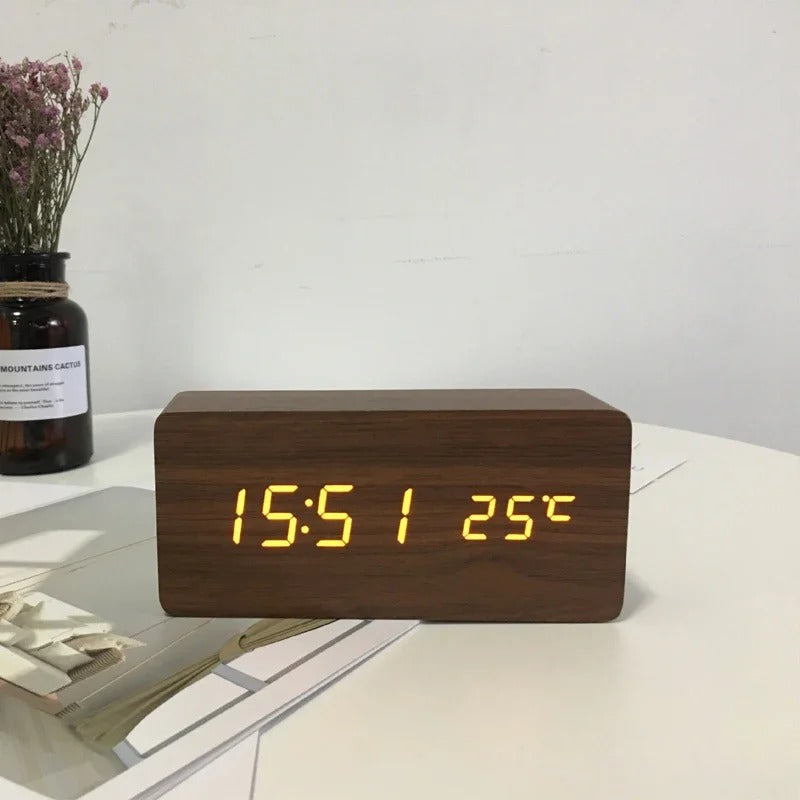 BowLift | Minimalistic LED Watch | Wood