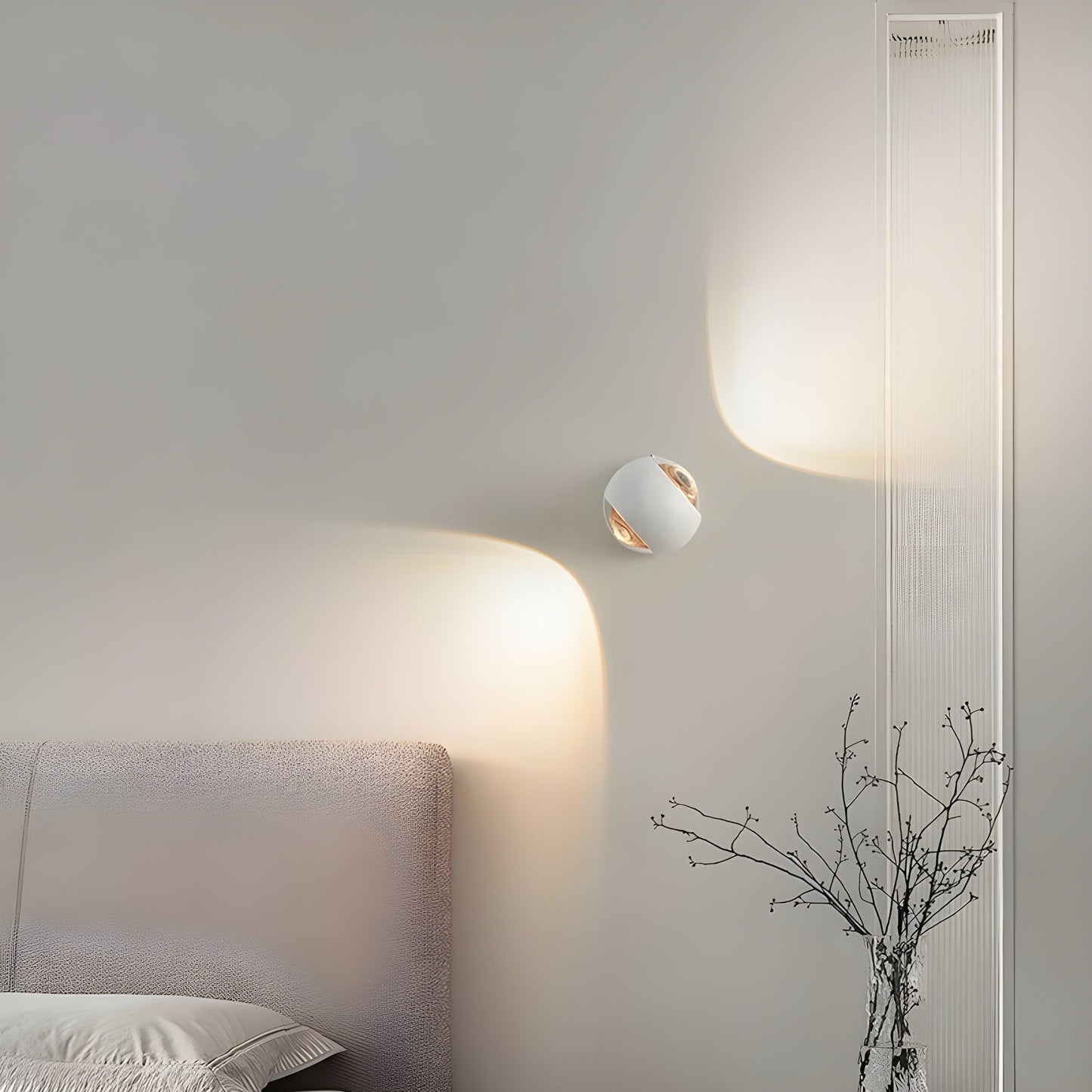 BowLift Light: Sleek, Modern Swivel Indoor Wall Lamp