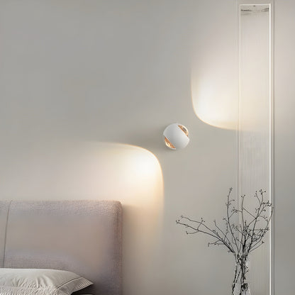 BowLift Light: Sleek, Modern Swivel Indoor Wall Lamp