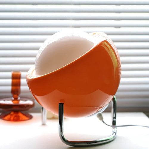 BowLift Glass Table Lamp in Bauhaus Style — Create an Artistic Ambience