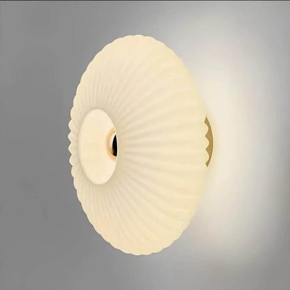 BowLift Glass Wall Lamp with a Wavy Light Design