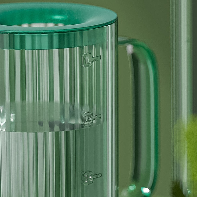 BowLift Jungle Watering Can — Ergonomic Pour, Ideal for Lush Gardens