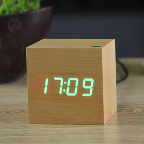 BowLift | CUBE DIGITAL DESK CLOCK