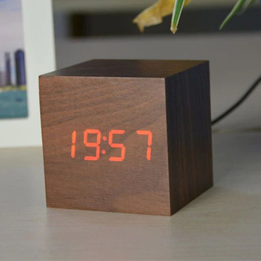 BowLift | CUBE DIGITAL DESK CLOCK