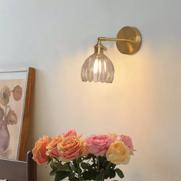 BowLift Retro Wall Light with Glass Tulip Bud – Vintage-Inspired Design