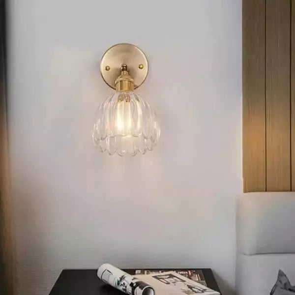 BowLift Retro Wall Light with Glass Tulip Bud – Vintage-Inspired Design