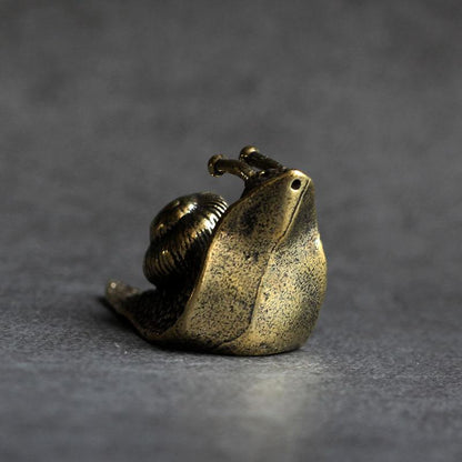 LZINA™ | Retro Queen Copper Mini Snail Tea Pet Desk Ornament