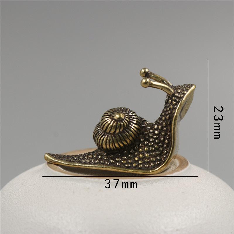 LZINA™ | Retro Queen Copper Mini Snail Tea Pet Desk Ornament