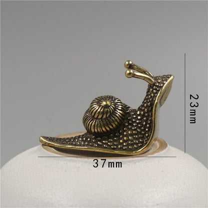 LZINA™ | Retro Queen Copper Mini Snail Tea Pet Desk Ornament