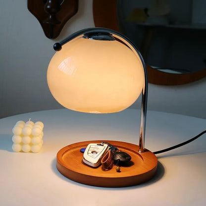 BowLift Glass Table Lamp with Retro-Style Stand – Vintage-Inspired Lighting for Your Space