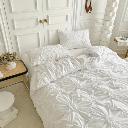 BowLift | RuffledWeave Duvet Set – Elegant ruffled flower duvet cover set made of microfiber