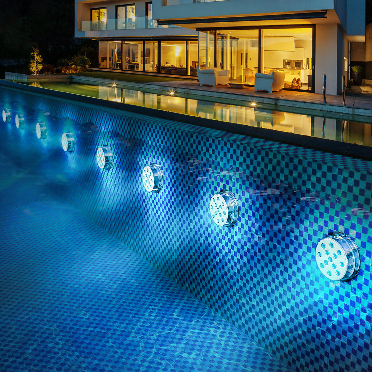 LZINA™ | Underwater pool lighting with 10 LEDs
