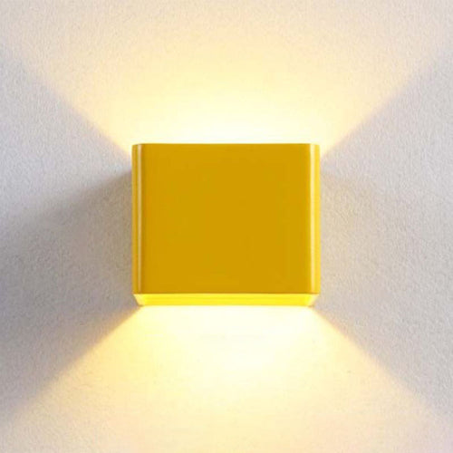 BowLift | OrrSquare – Sleek Modern Square Wall Lamp for Chic, Stylish Lighting