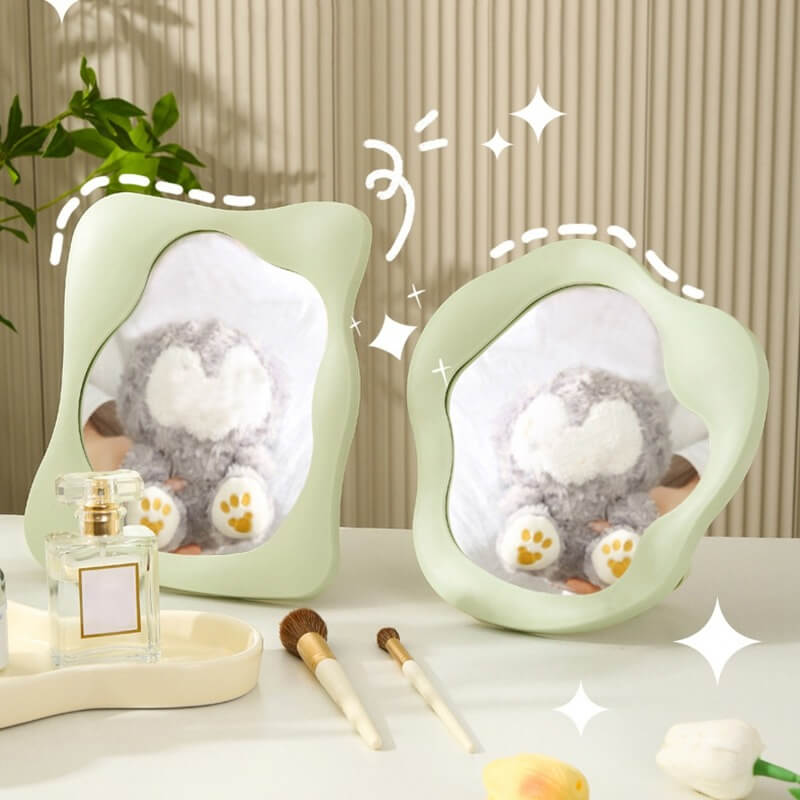 LZINA™ | Squiggly Makeup Mirror