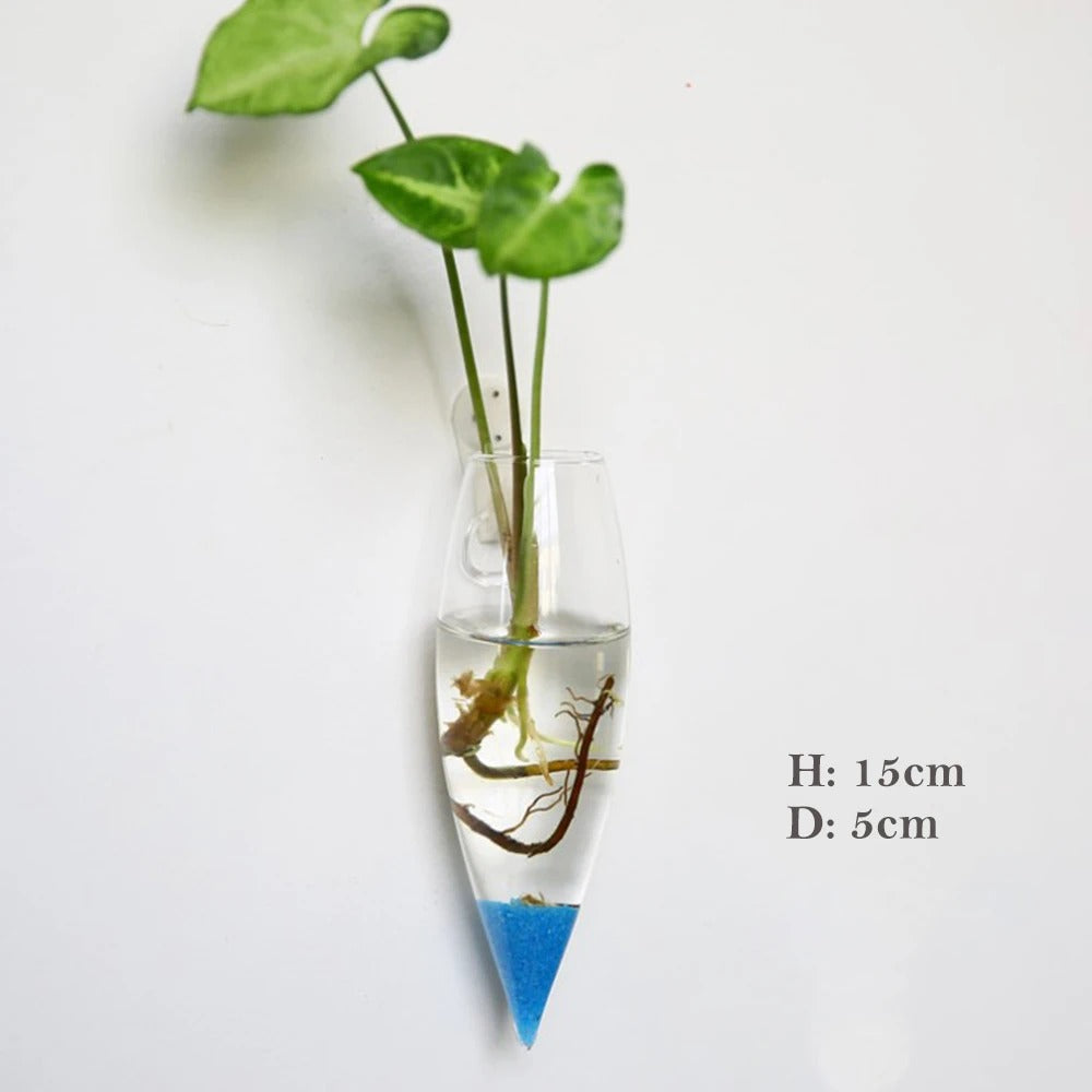 LZINA™ | Wall vase made of glass