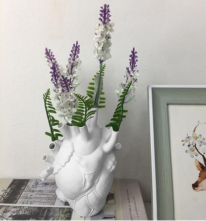 LZINA™ | Heart Flower Vase