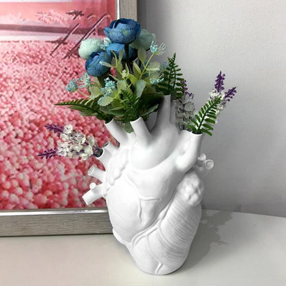 LZINA™ | Heart Flower Vase