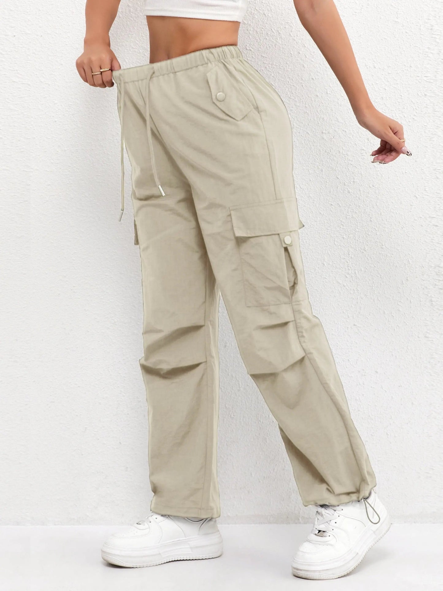 Parachute Trousers, Cargo Trousers & Cargo Pants – Drawstring Waist, Multi-Pocket Straight Leg Utility Pants with Adjustable Hem Cords, Relaxed Fit